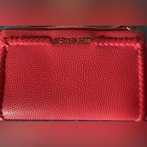 Michaels Kors coral wristlet wallet new with tags